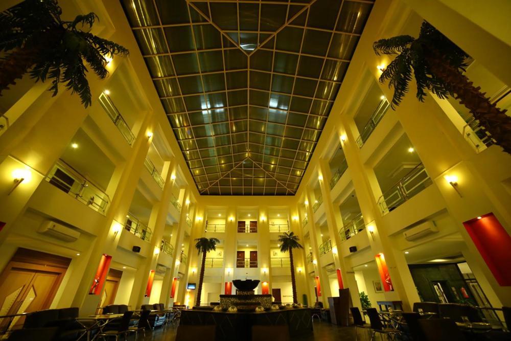 Hotel Renest Gāndhīdhām Exterior foto
