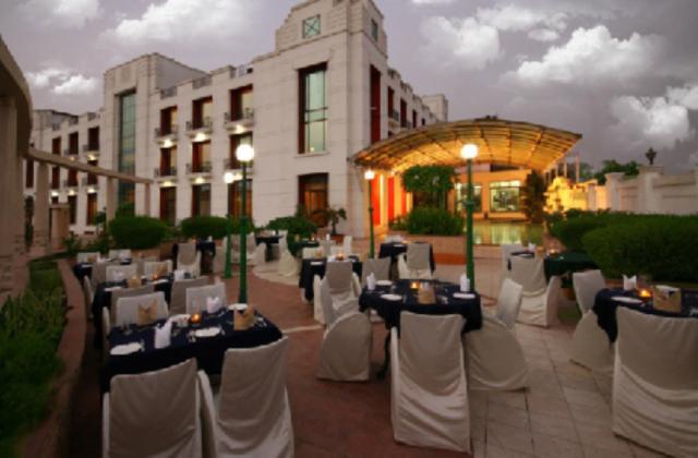 Hotel Renest Gāndhīdhām Exterior foto